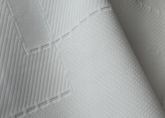 Garen Geverfte de Stoffenjacquard 100 van de Polyestermatras Polyester Gebreide Stof